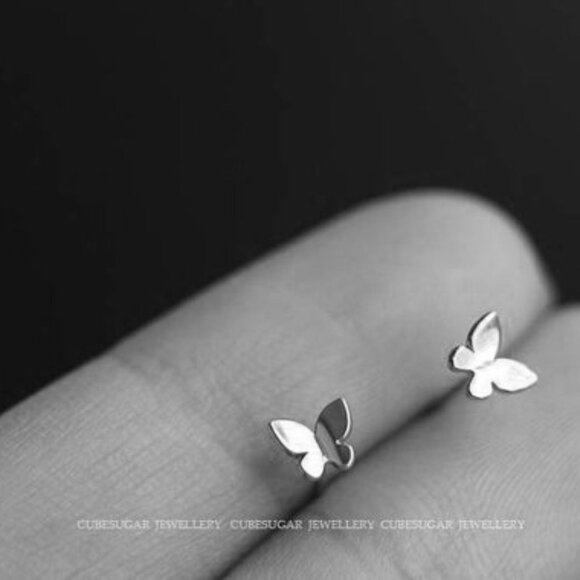 Minimalist Earrings Tiny Butterfly Earrings Studs - Picture 2 of 6